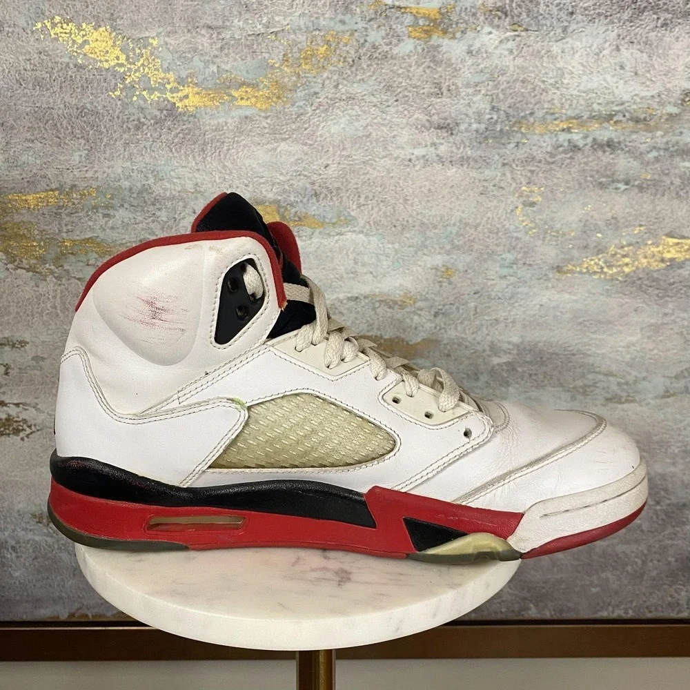 Jordan Air Jordan 5 Retro Shoes Mens Size 11 White Fire Red Sneakers 136021-120